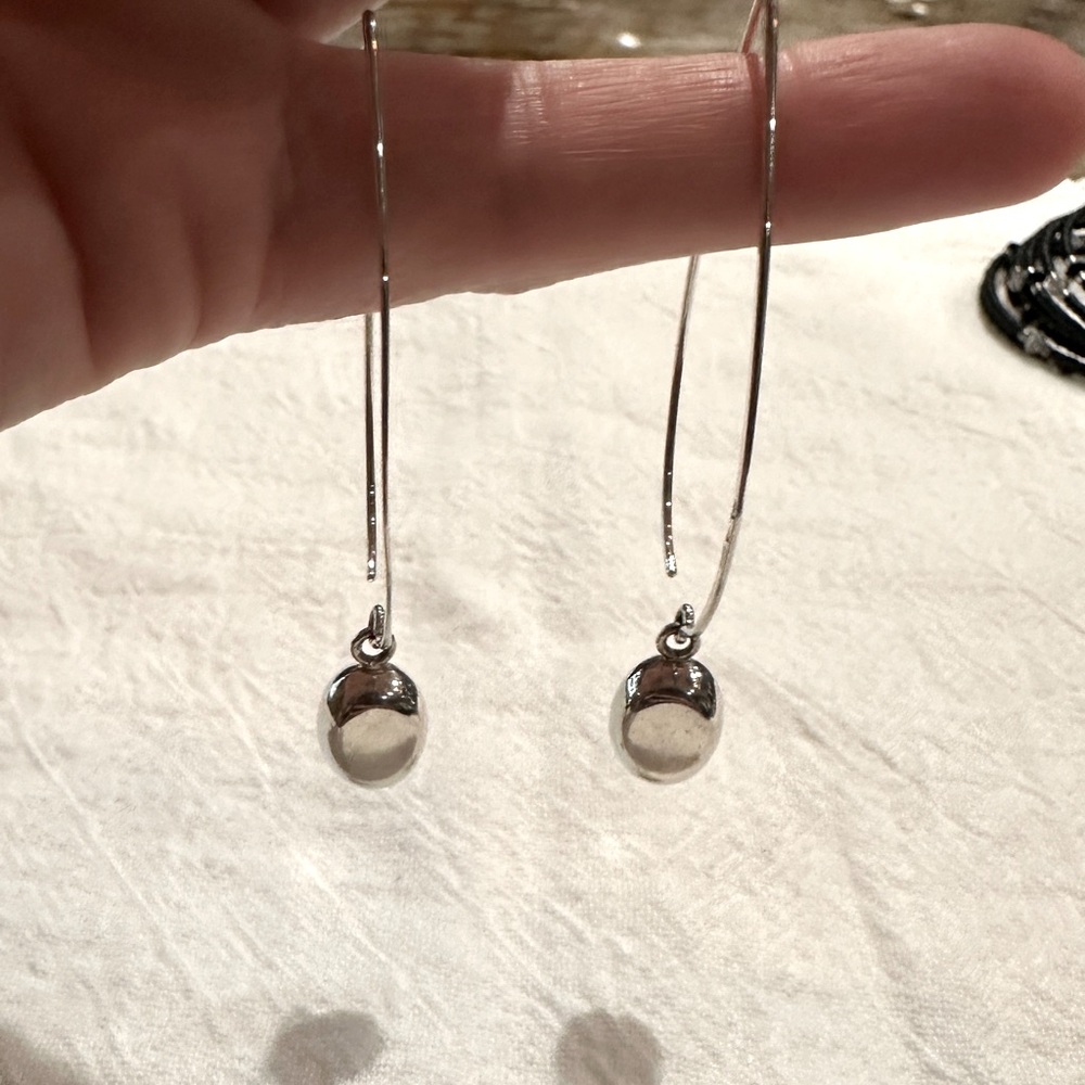 Silpada 925 Sterling Tear Drop Earings